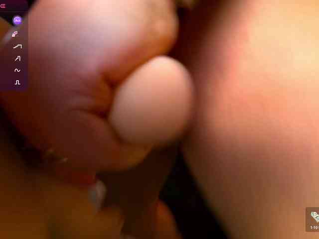 EmpressDesire webcam