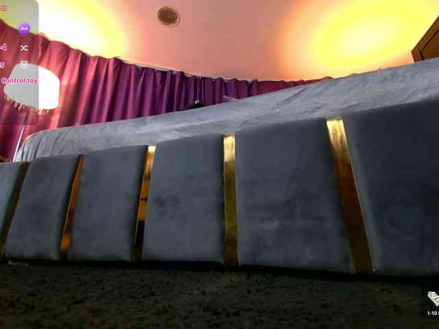 EmpressDesire webcam