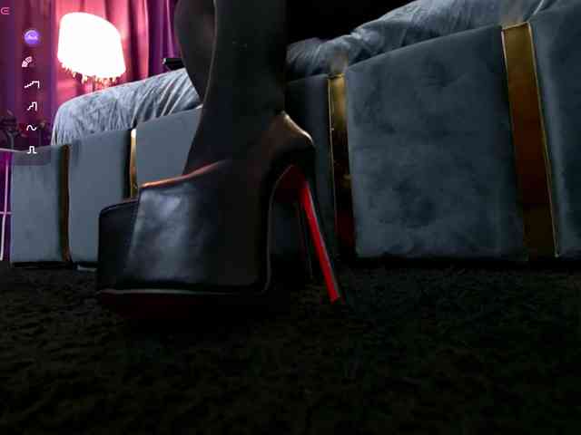 EmpressDesire webcam