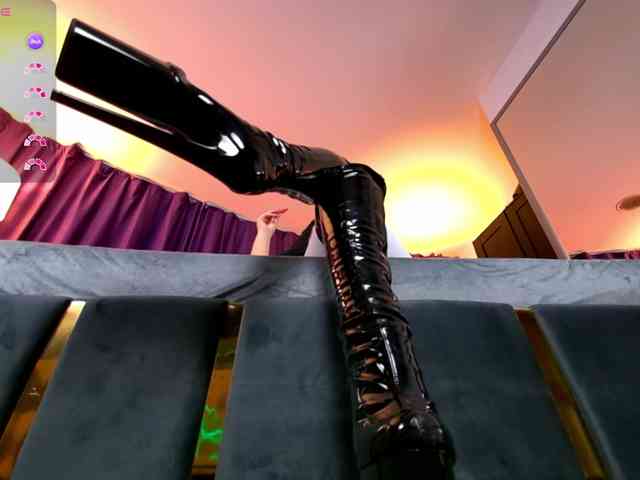 EmpressDesire webcam