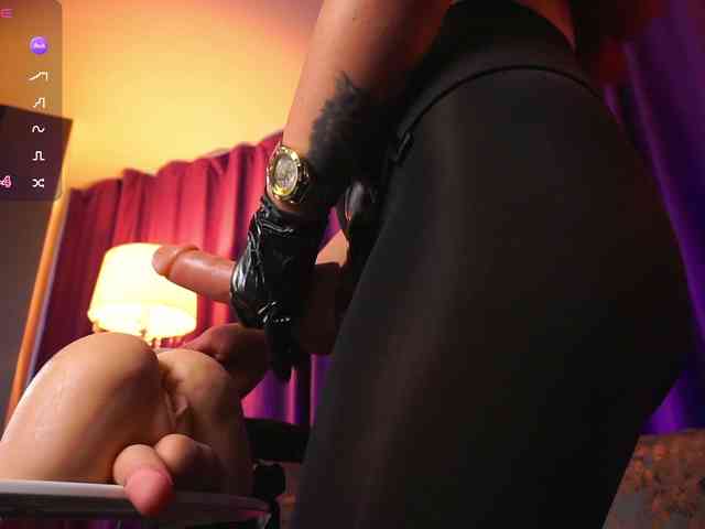 EmpressDesire webcam
