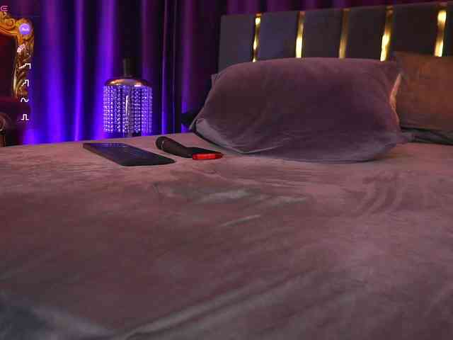 EmpressDesire webcam