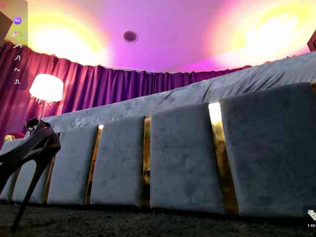 EmpressDesire webcam