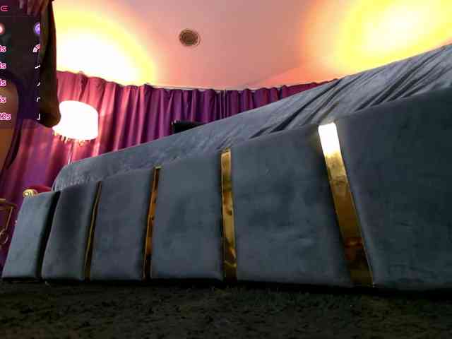 EmpressDesire webcam