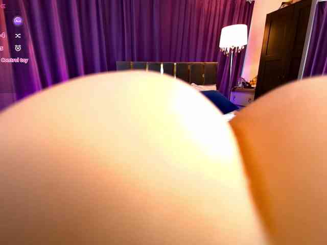 EmpressDesire webcam