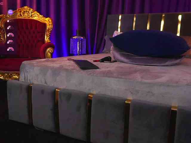 EmpressDesire webcam