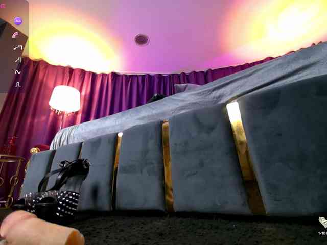 EmpressDesire webcam