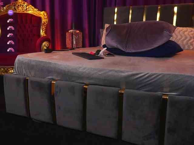 EmpressDesire webcam