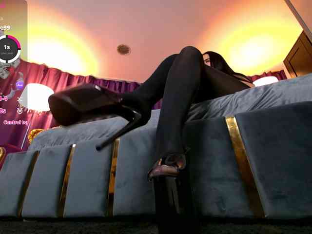 EmpressDesire webcam