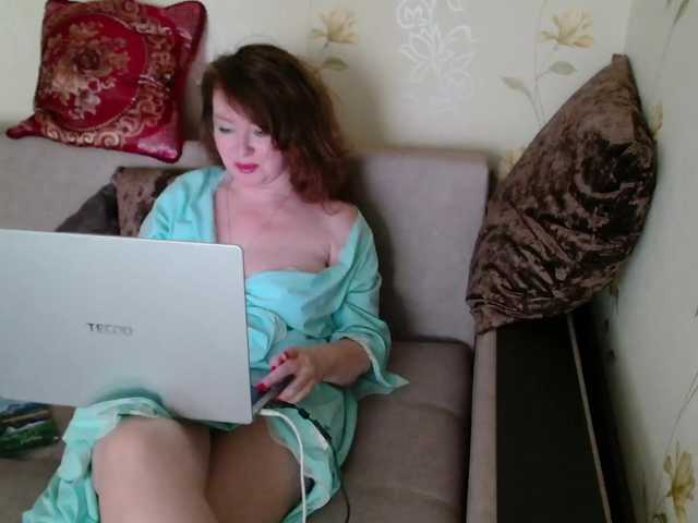 modelf's BongaCams show and profile