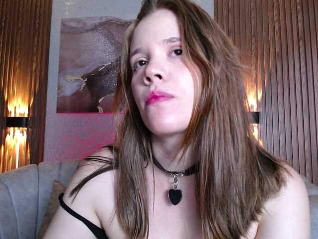 PrettyAriel's BongaCams show and profile