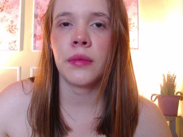 PrettyAriel's BongaCams show and profile