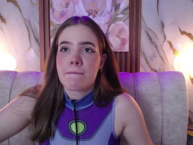 PrettyAriel's BongaCams show and profile