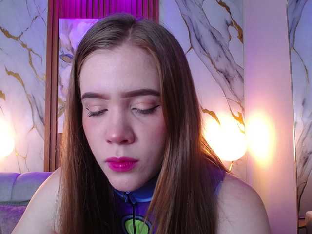 PrettyAriel's BongaCams show and profile