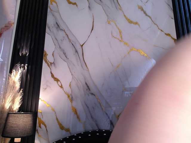 PrettyAriel's BongaCams show and profile