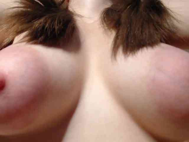 PrettyAriel webcam