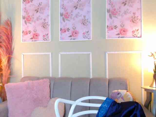 PrettyAriel PrettyAriel