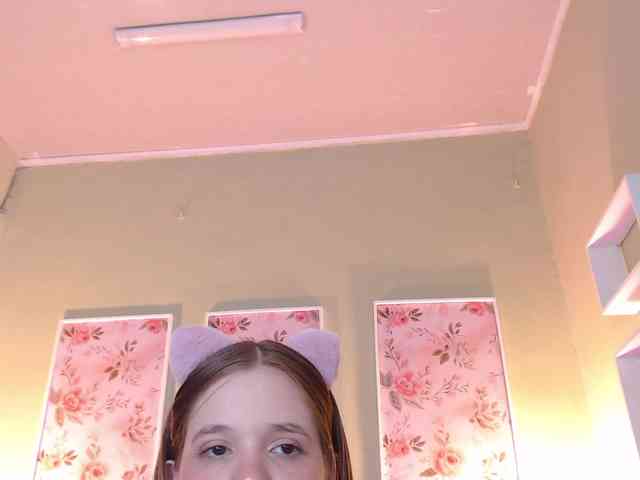 PrettyAriel Live Webcam on BongaCams
