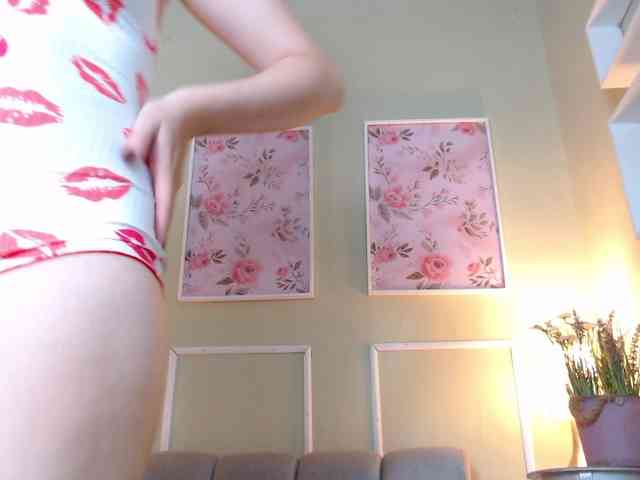 PrettyAriel PrettyAriel