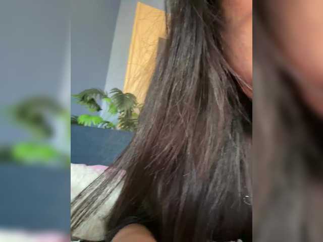 Kiss-krisss's BongaCams profile