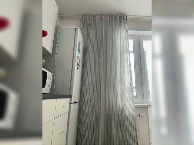 Kiss-krisss's BongaCams show and profile