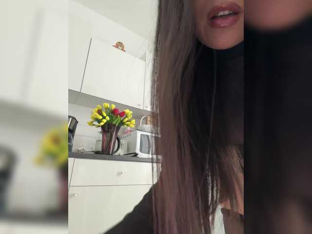 Kiss-krisss's BongaCams profile