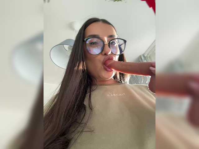 Kiss-krisss's BongaCams profile