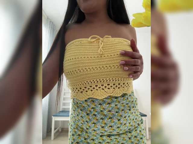 Kiss-krisss's BongaCams show and profile