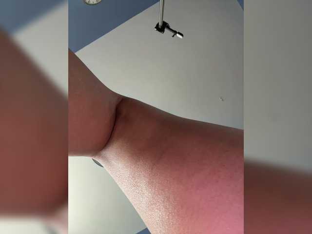 Kiss-krisss's BongaCams profile