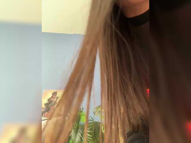 Kiss-krisss's BongaCams profile