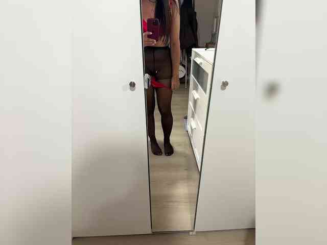 _NeferTiTi_ webcam