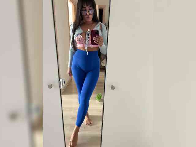 _NeferTiTi_ webcam