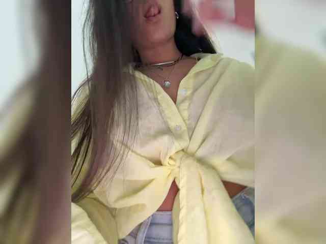 Kiss-krisss Live Webcam on BongaCams