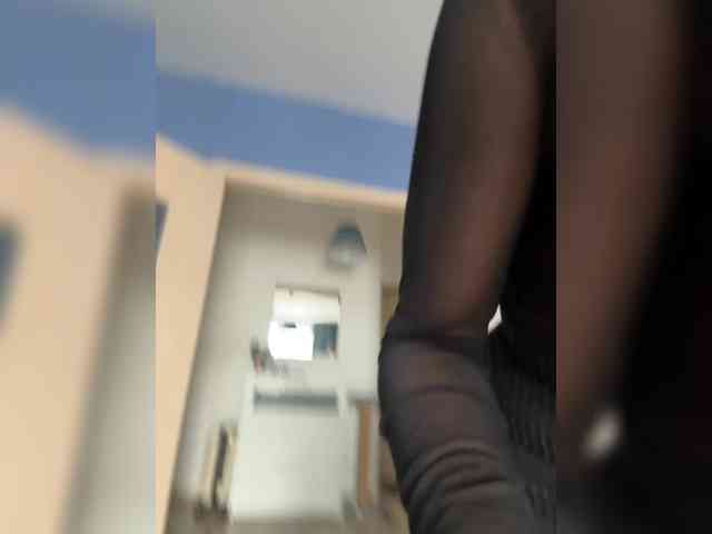 _NeferTiTi_ webcam