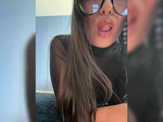 _NeferTiTi_ webcam