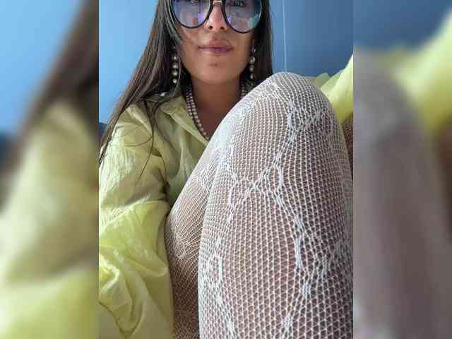 _NeferTiTi_ webcam