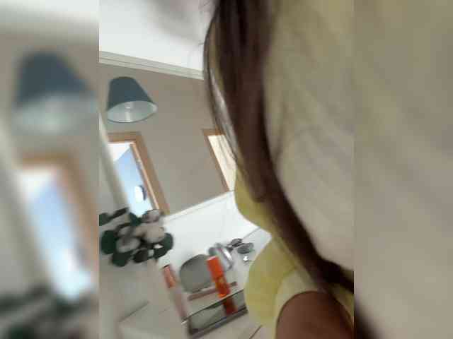 _NeferTiTi_ webcam