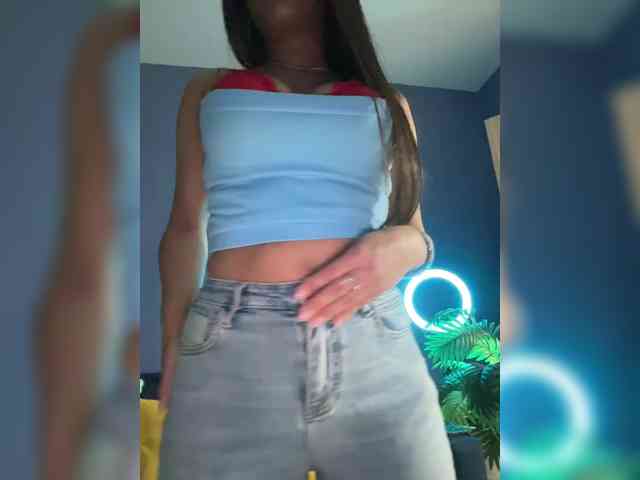 Kiss-krisss Live Webcam on BongaCams