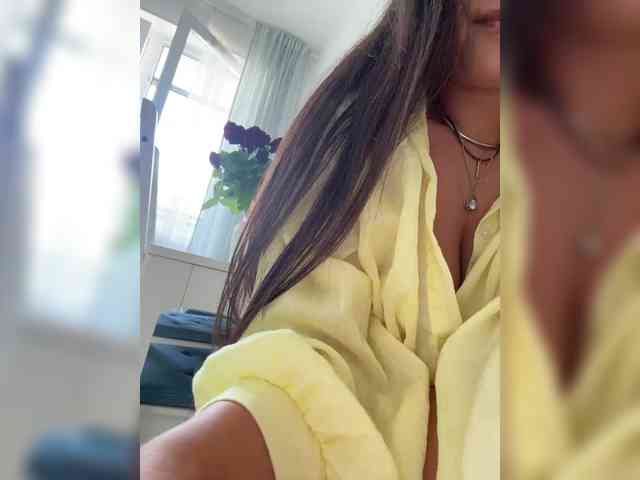 _NeferTiTi_ webcam