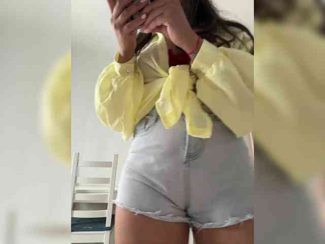 _NeferTiTi_ webcam