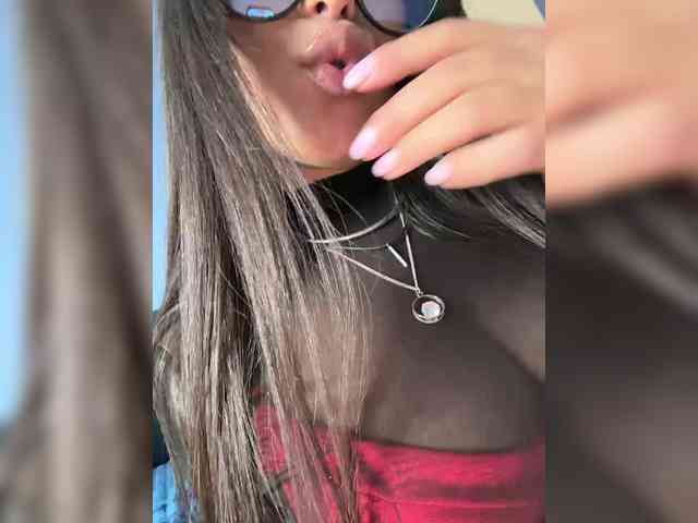 _NeferTiTi_ webcam