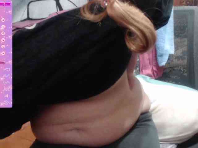 sweetboobs webcam