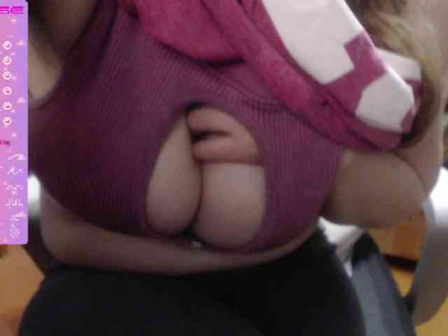 sweetboobs webcam