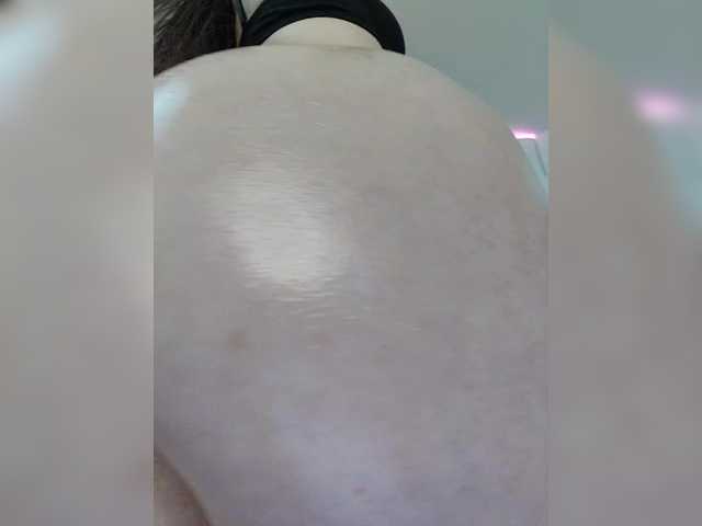 -Barbie-Size-'s BongaCams show and profile