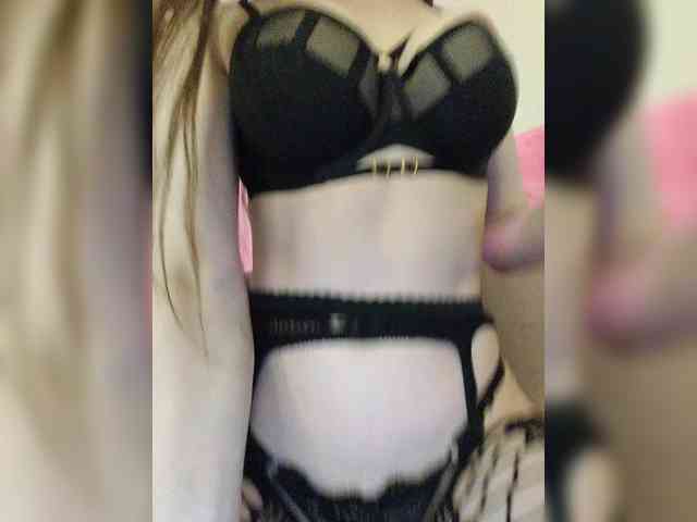 -Barbie-Size- webcam