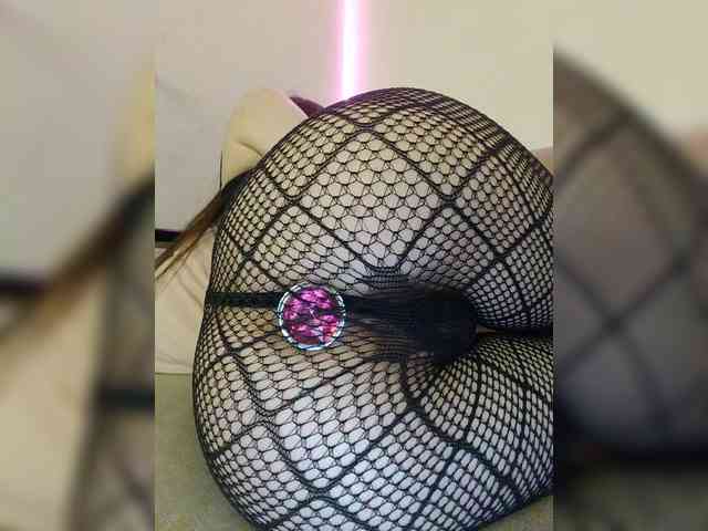 -Barbie-Size- webcam