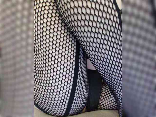 -Barbie-Size- webcam