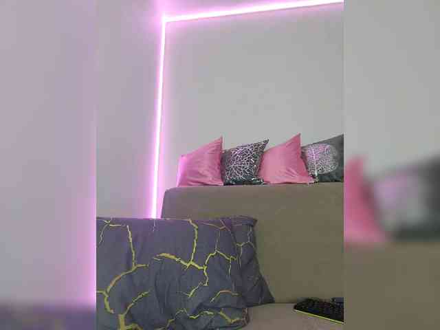 -Barbie-Size- webcam