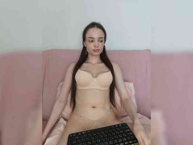 -Barbie-Size- webcam