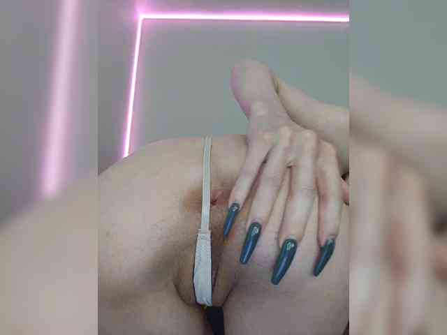 -Barbie-Size- webcam